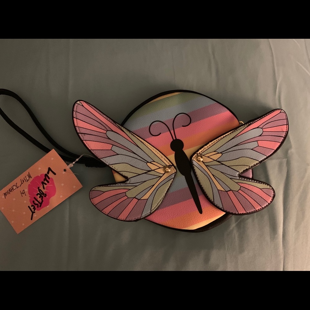 NWT❤️❤️Betsey Johnson Butterfly 🦋 wristlet